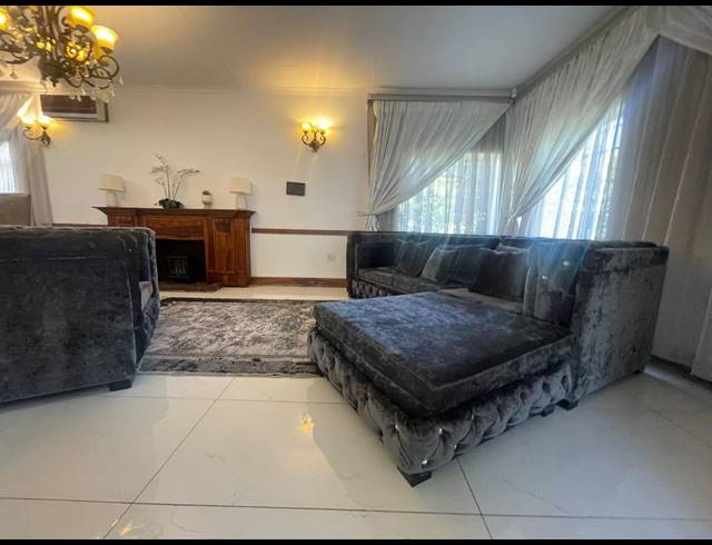 4 BEDROOM HOUSE FOR SALE IN EVANDER